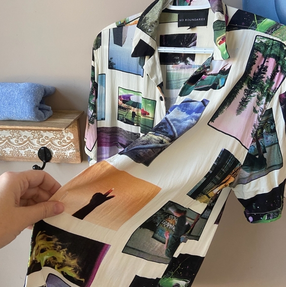 Y2K Vintage Graphic button up shirt by No Boundaries size M - Picture 3 of 7